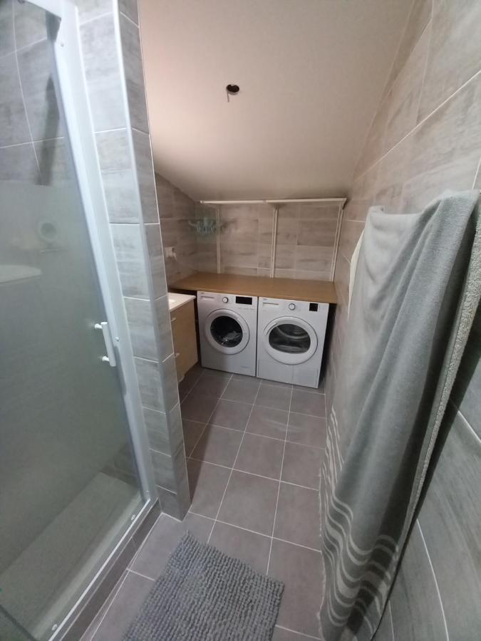Tres Bel Appartement Condrieu Eksteriør billede